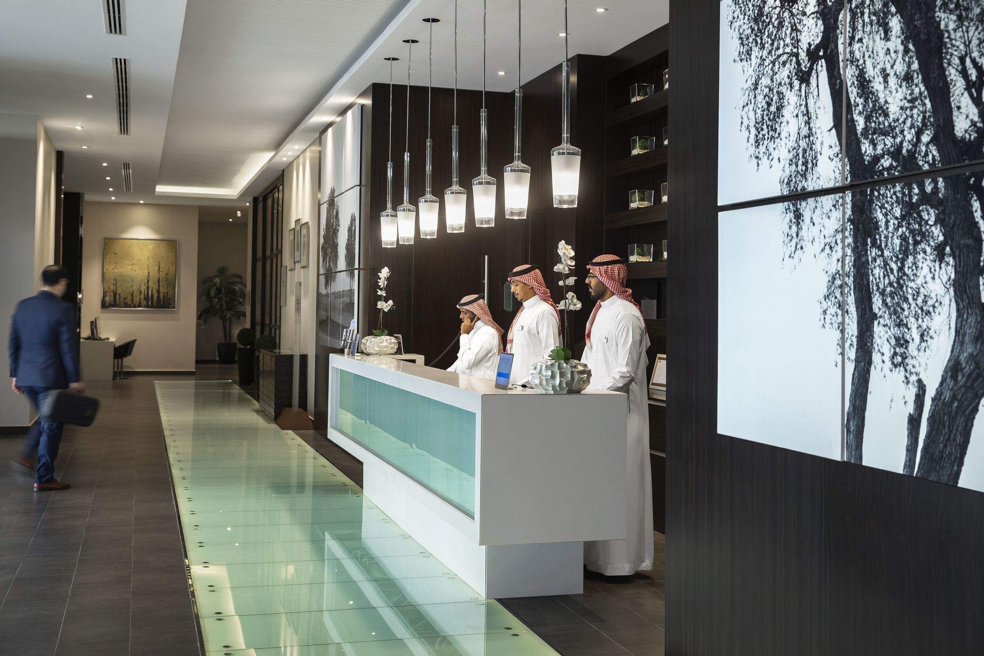Centro Salama Jeddah Hotel Bagian luar foto